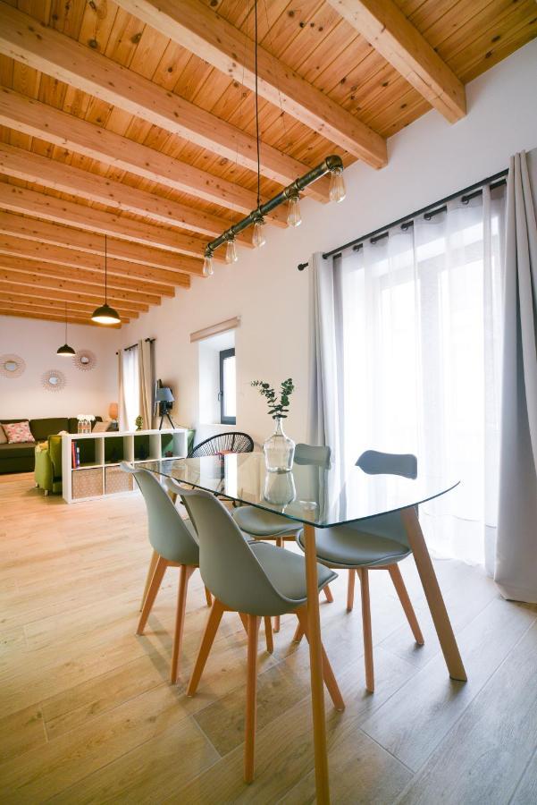 Hostfy Centro Alameda Apartment Sevilla Bagian luar foto