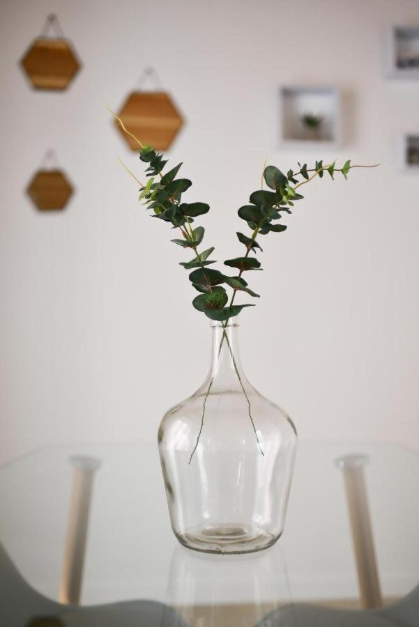 Hostfy Centro Alameda Apartment Sevilla Bagian luar foto