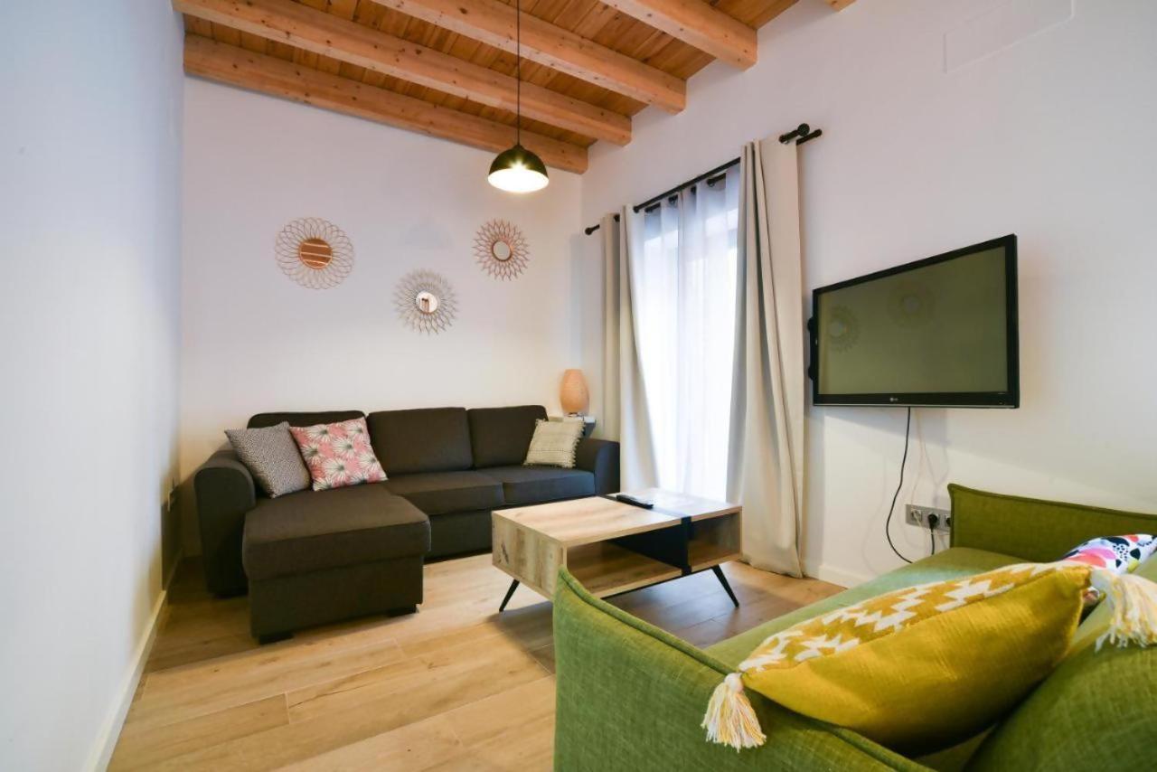 Hostfy Centro Alameda Apartment Sevilla Bagian luar foto