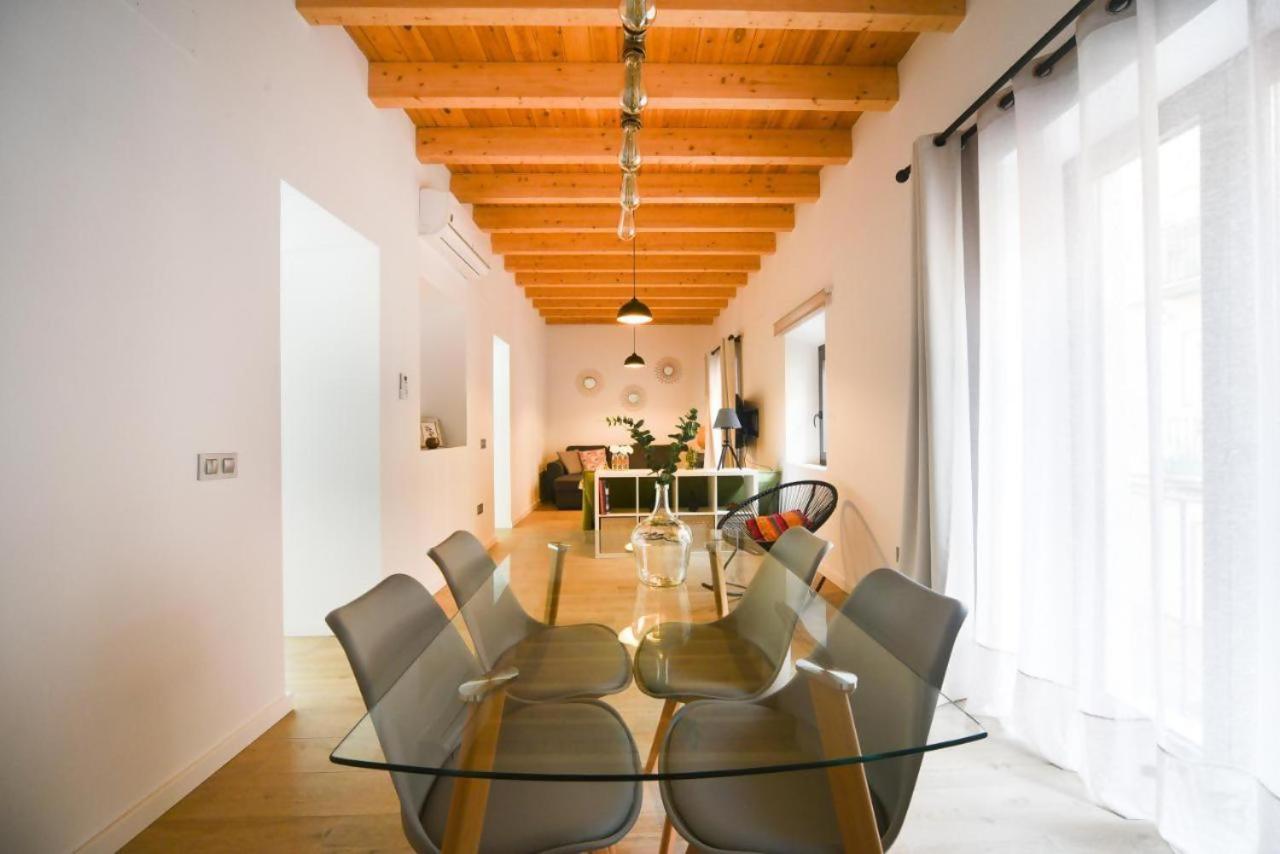 Hostfy Centro Alameda Apartment Sevilla Bagian luar foto