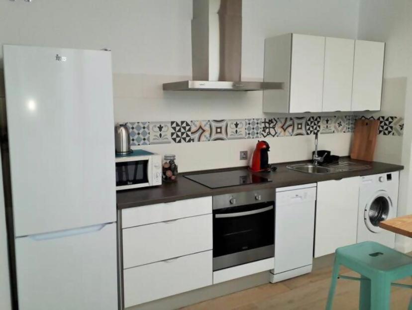 Hostfy Centro Alameda Apartment Sevilla Bagian luar foto